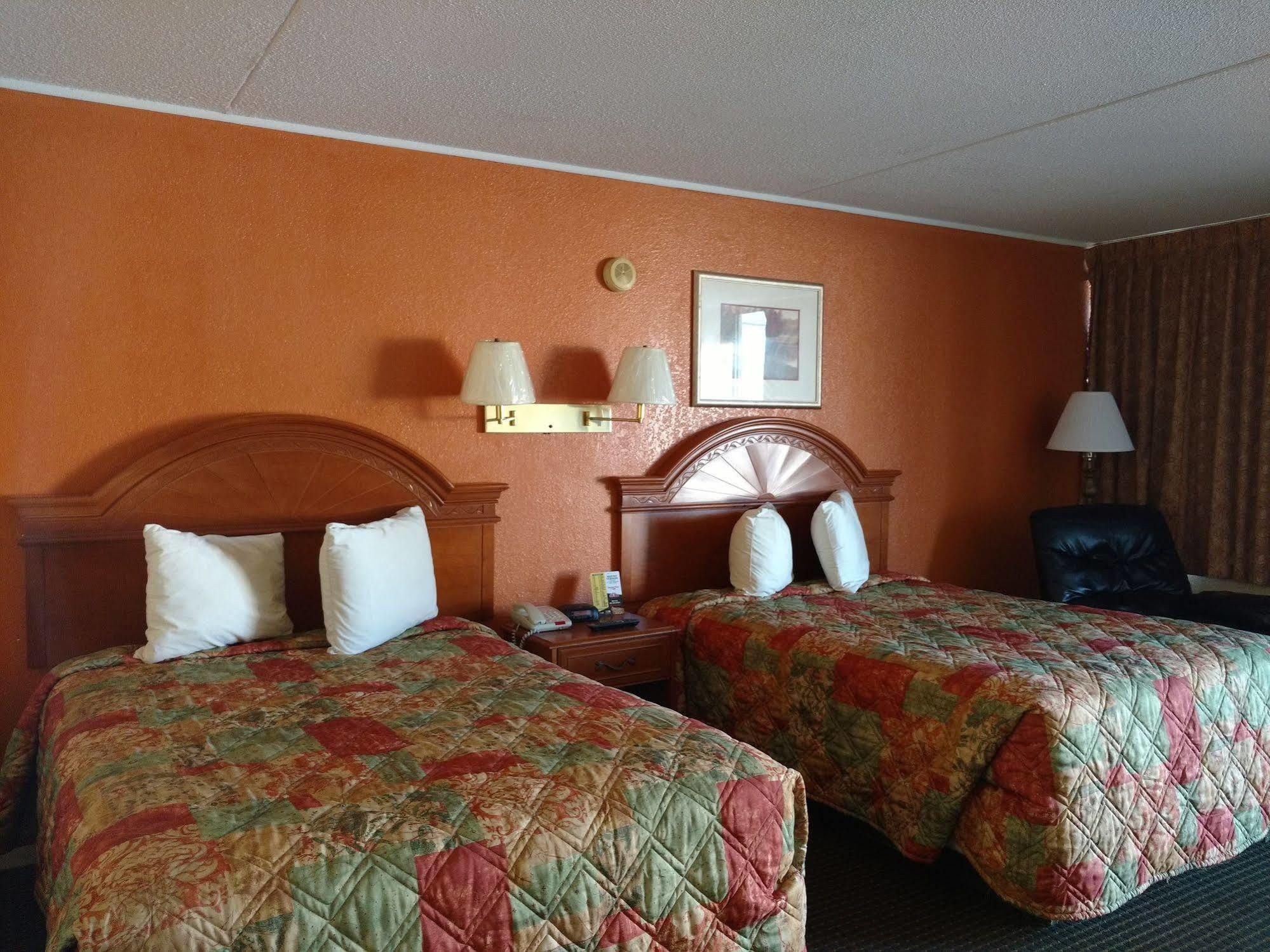 Mount Vernon Inn Sumter Bagian luar foto