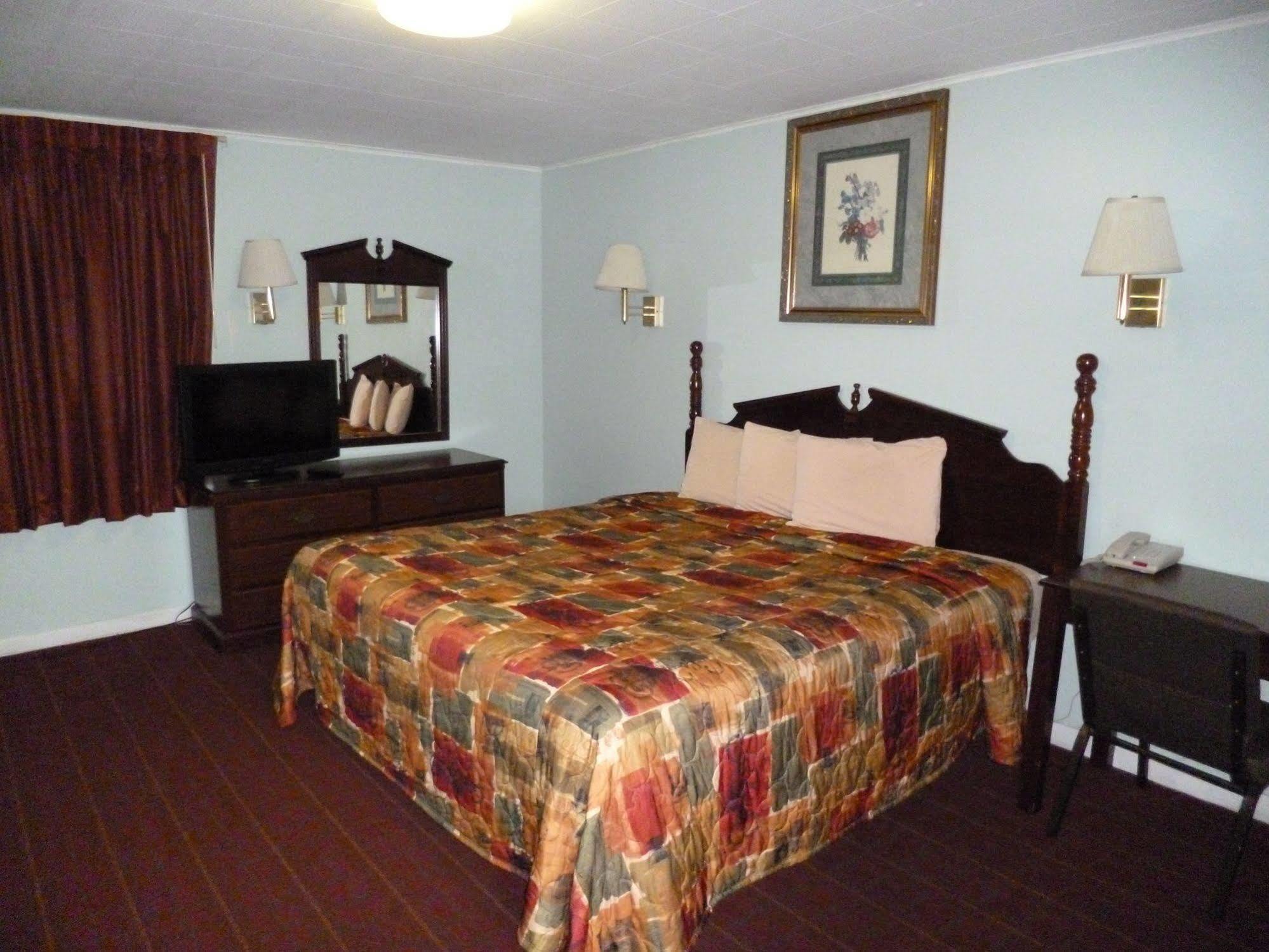 Mount Vernon Inn Sumter Bagian luar foto
